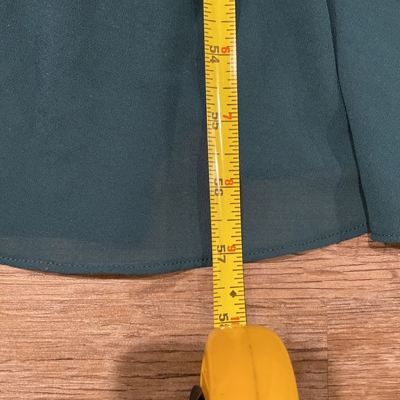 Dress - Picture 8 of 10